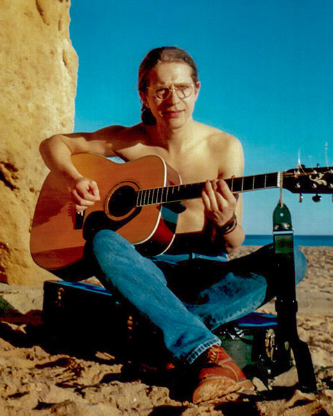 Cliff Smith Guitar Lessons, Cliff on the beach
